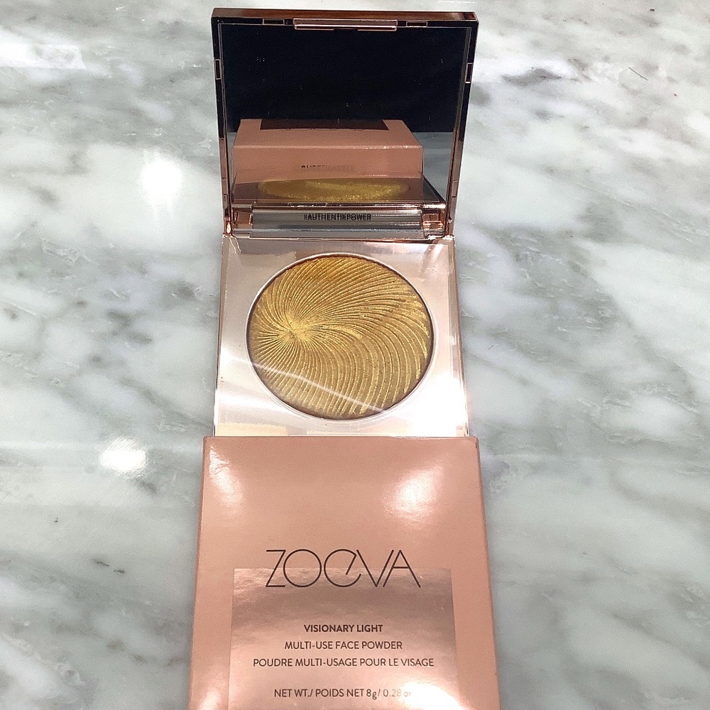 ZOEVA - Visionary Light Multi Use Face Powder- NWT
